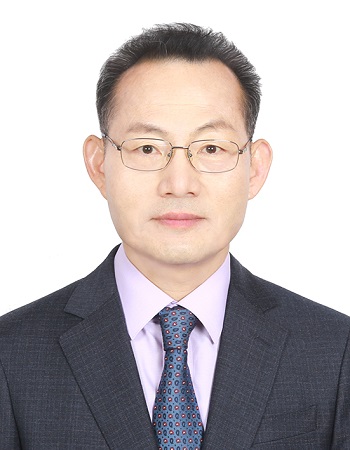 저자 사진